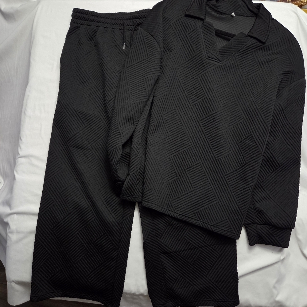 Black Geometric Loungewear Set Two Piece Large/XLarge